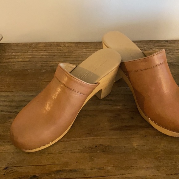 Shoes - Picture 7 of 16